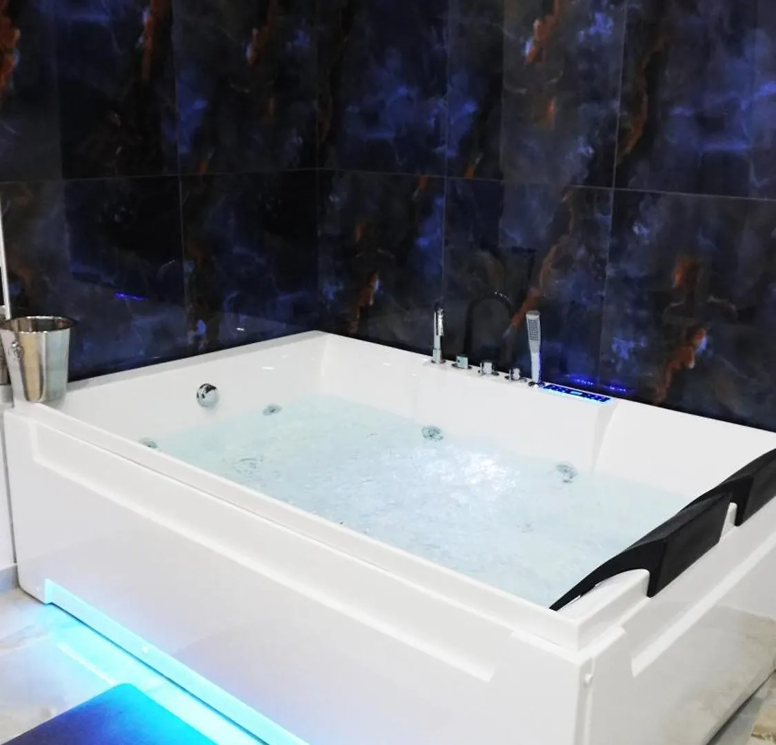 Da Tonino Luxury Apartments Naples