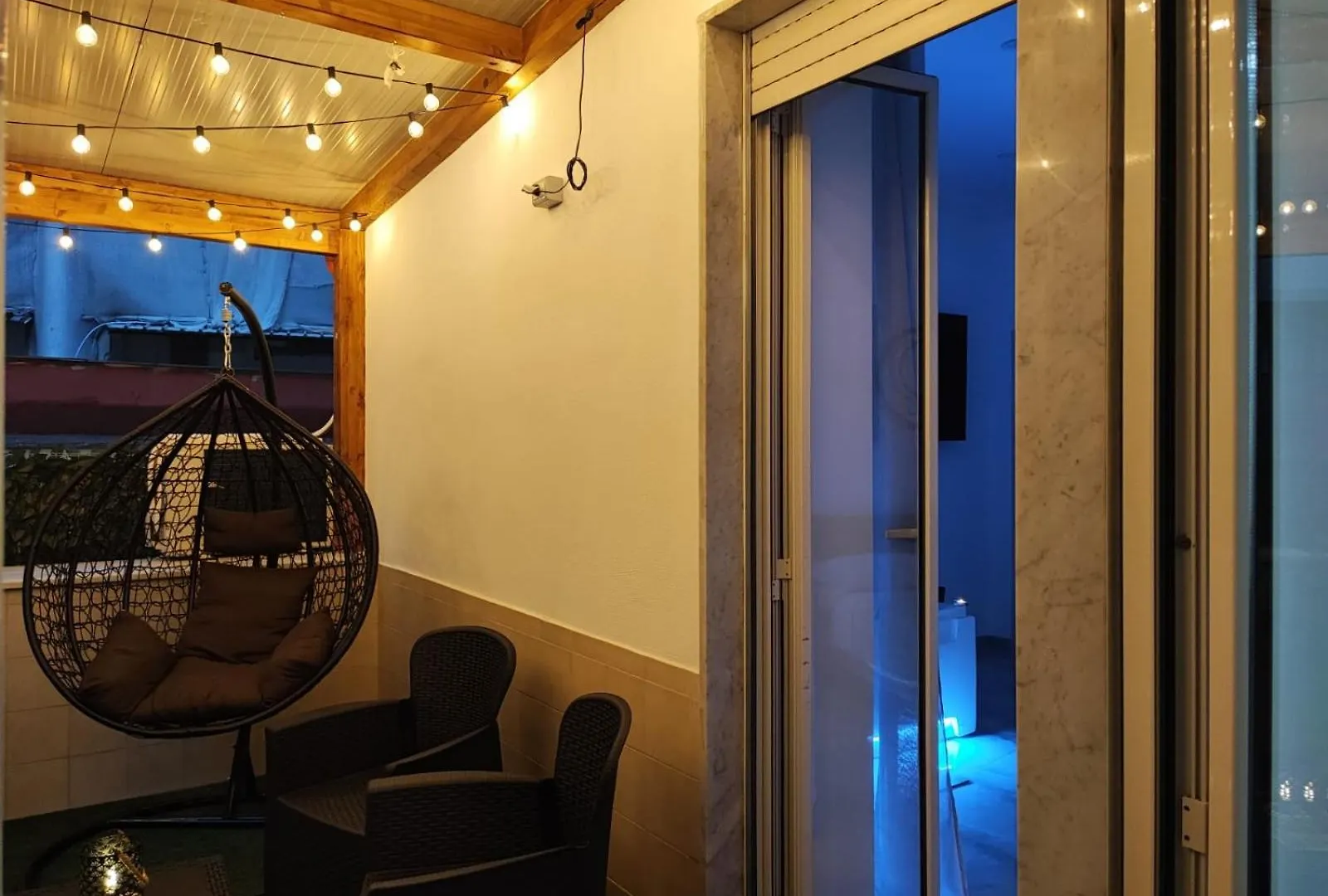 Da Tonino Luxury Apartments Naples Italy