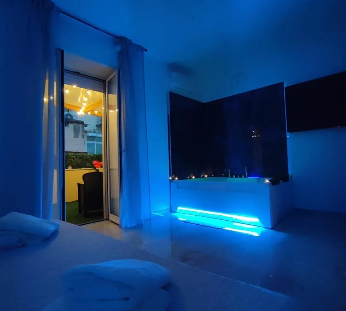 Da Tonino Luxury Apartments Naples Italy